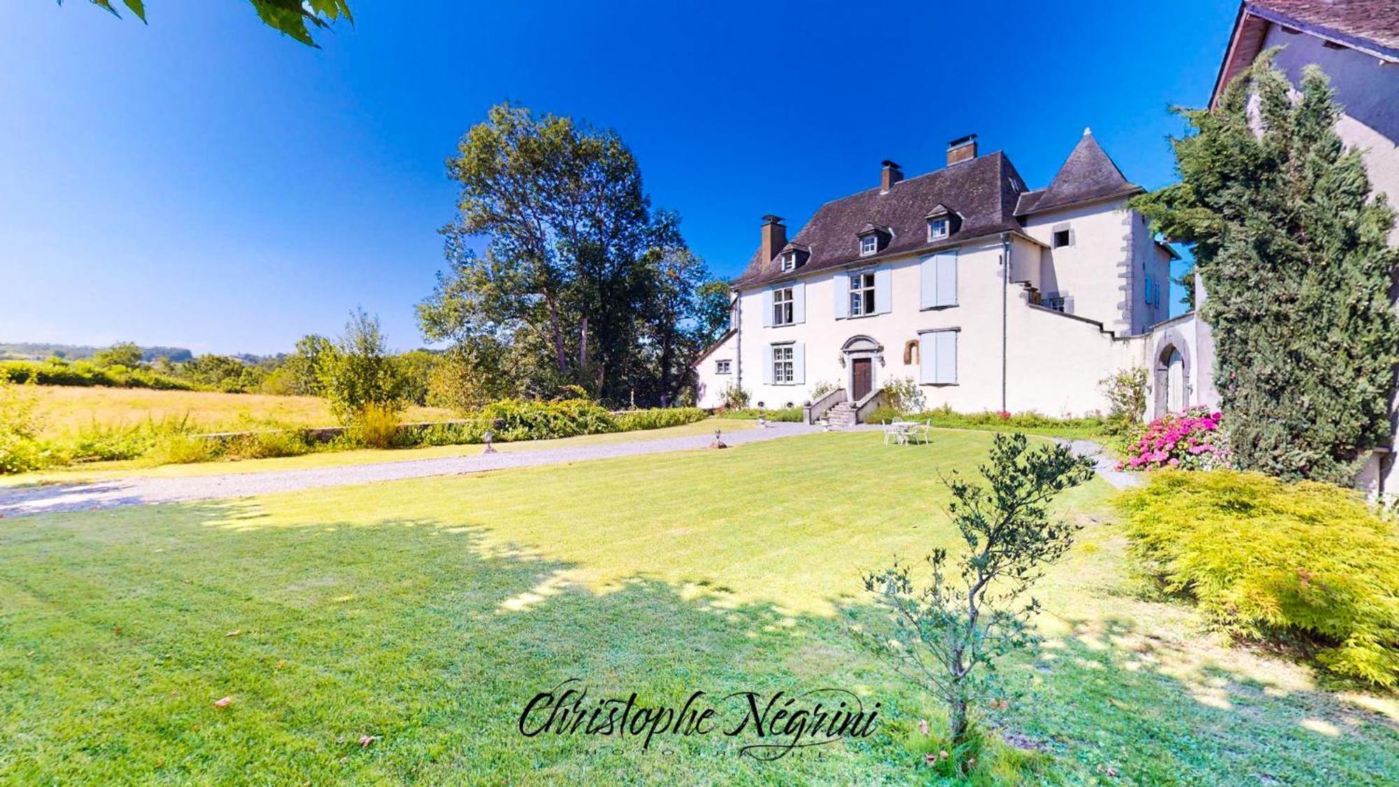 Chateau Porthos Tranquillite Des Pyrenees Lanne-en-Baretous Exterior foto